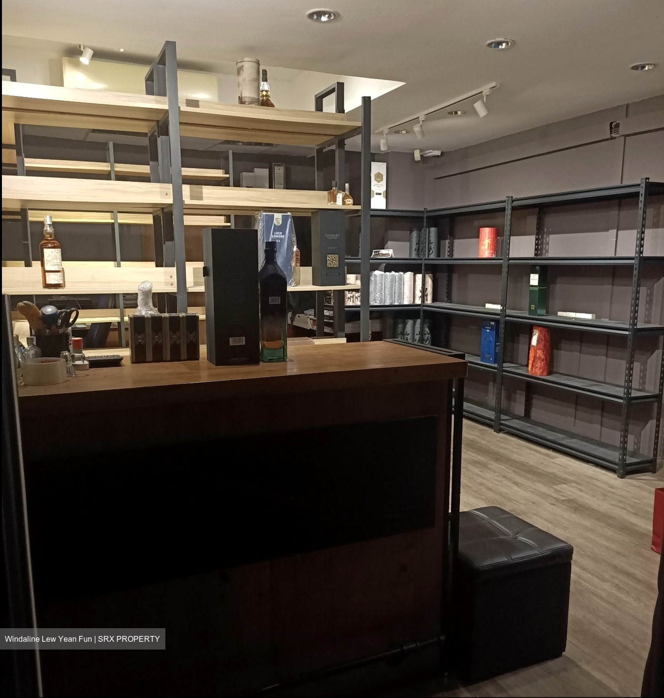 Textile Centre (D7), Retail #554636981